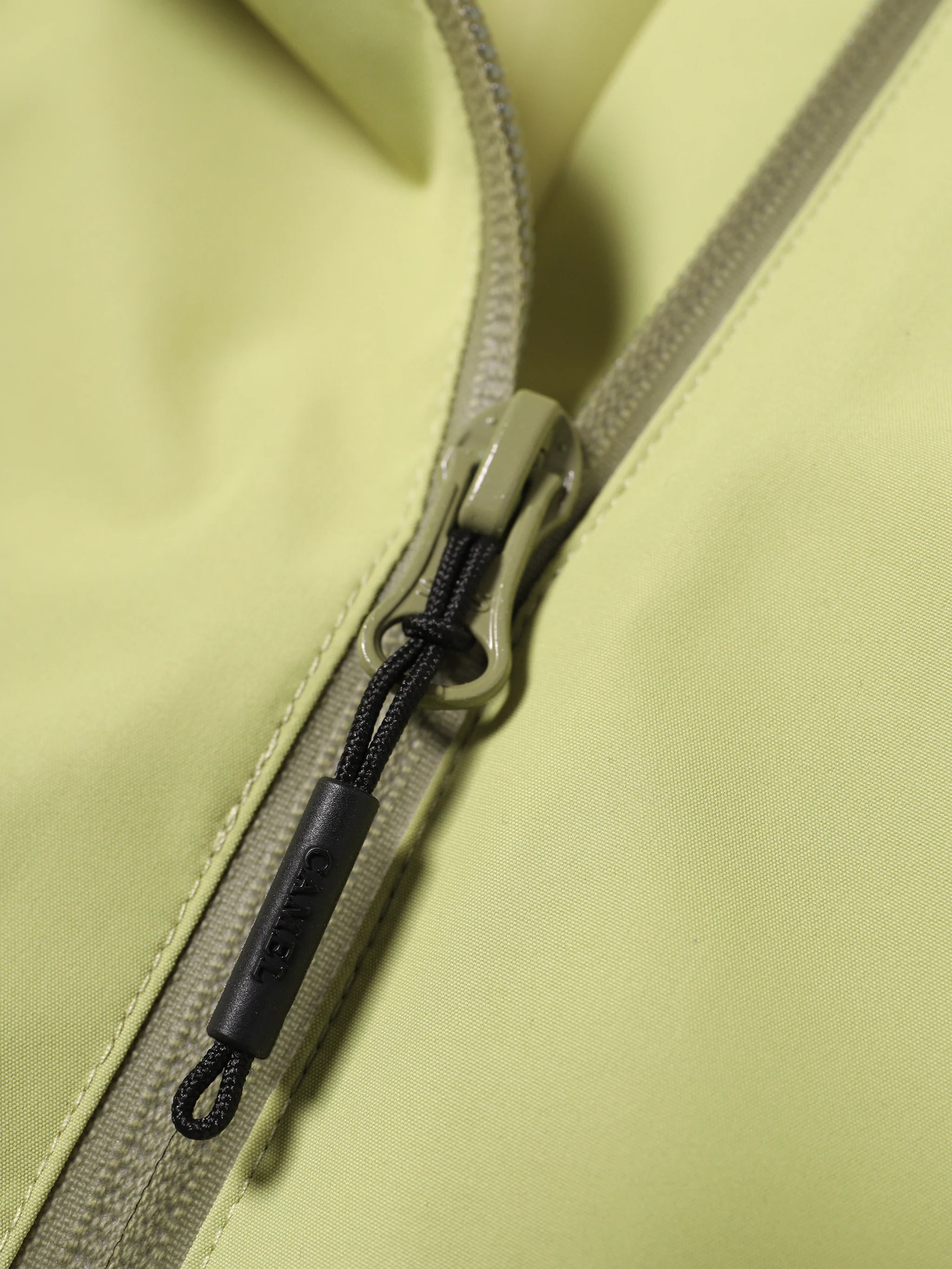 Interstellar Traverse Lightweight Shell Rain Jacket - Image 7
