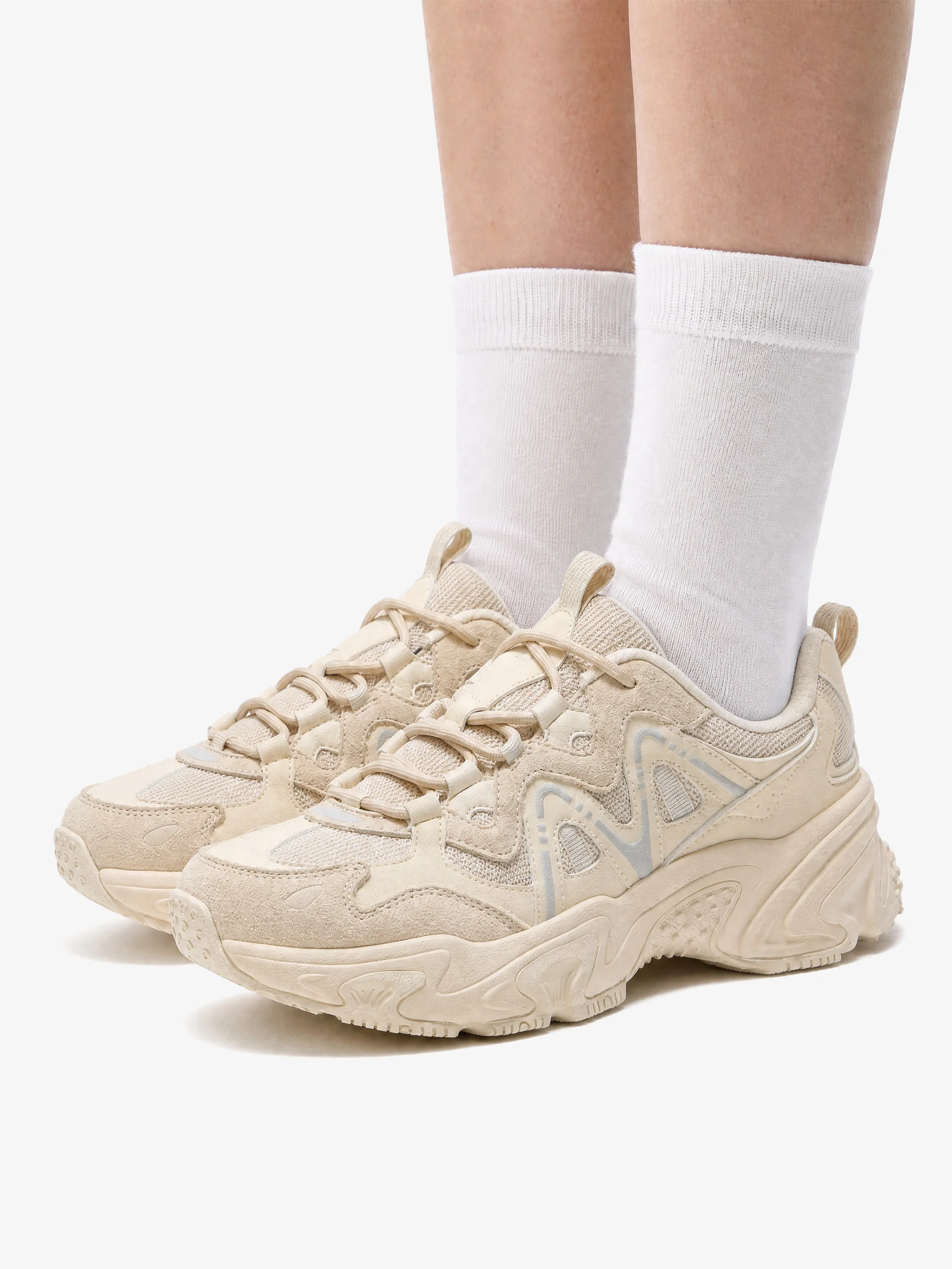 Women’s Wild Terrain Chunky Sneakers - Image 13